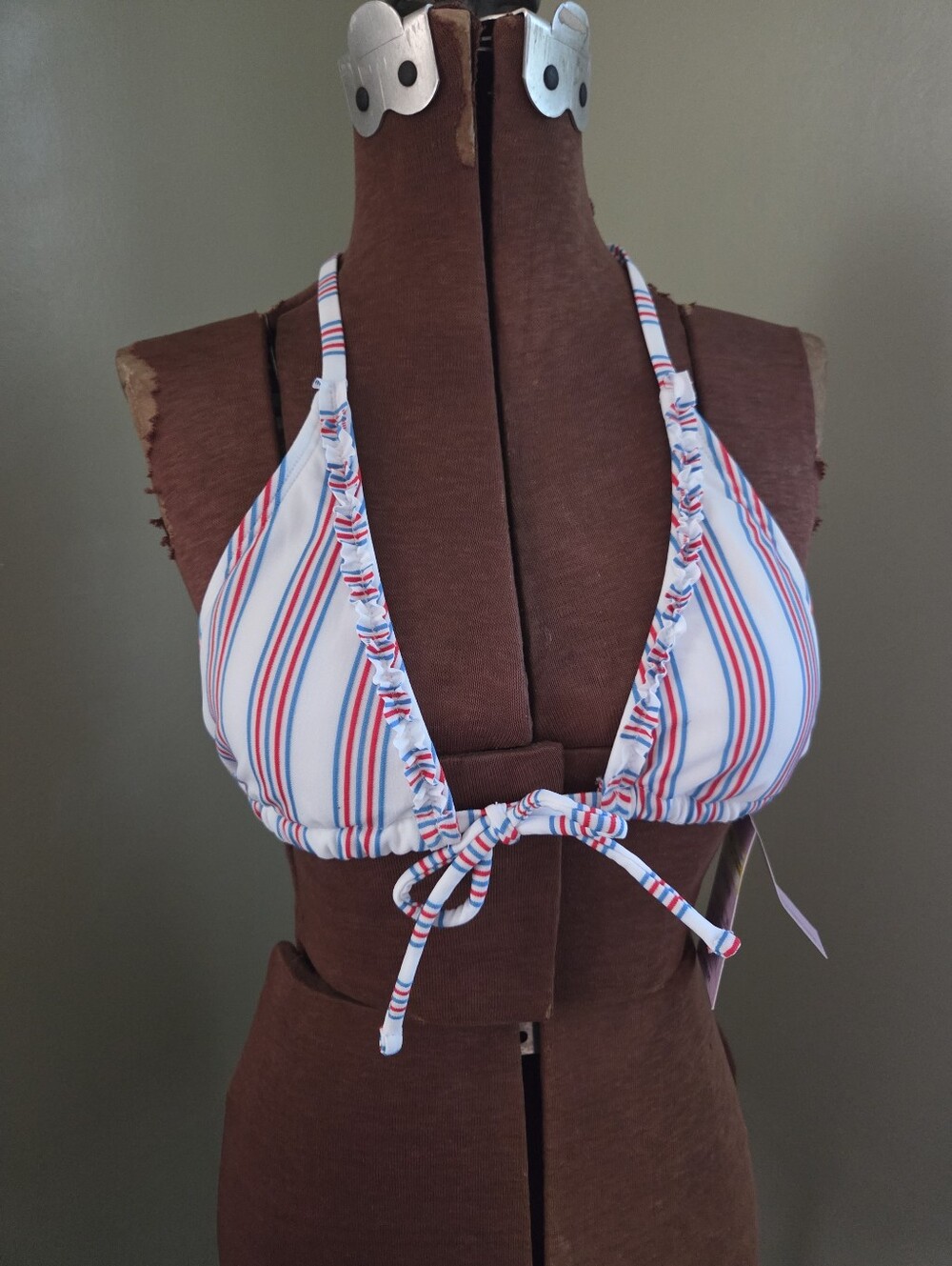New Wild Fable Womens XS 0/2 Red/Blue Striped Bikini Top